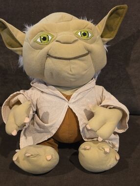 Star Wars Yoda Plush Green and Brown Stuffed Toy